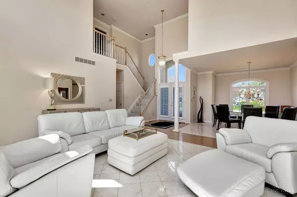 9708 Carriage Run Ct, Loveland, OH 45140