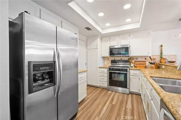 2572 Elden AVE #U, Costa Mesa, CA 92627