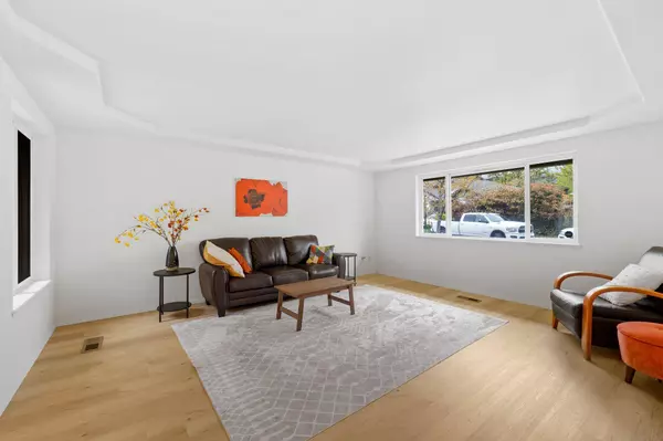 1351 Evan Ln, Ashland, OR 97520