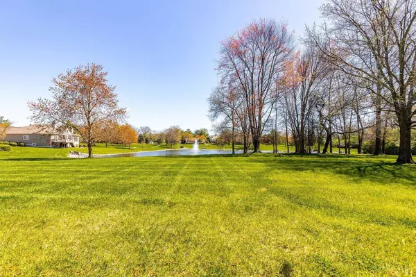 9708 Carriage Run Ct, Loveland, OH 45140