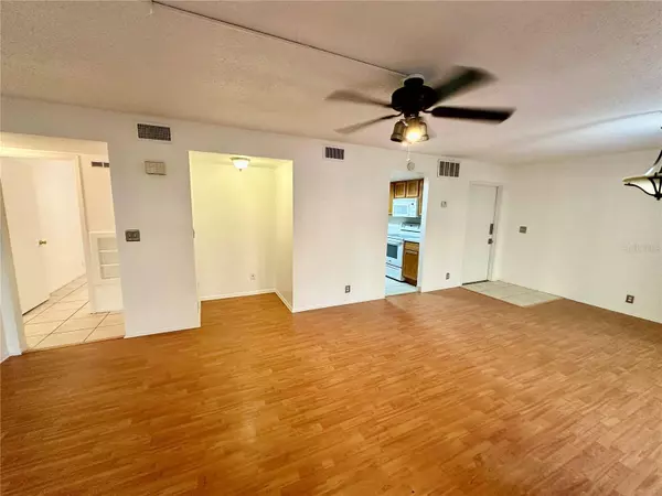 240 MOREE LOOP #1, Winter Springs, FL 32708