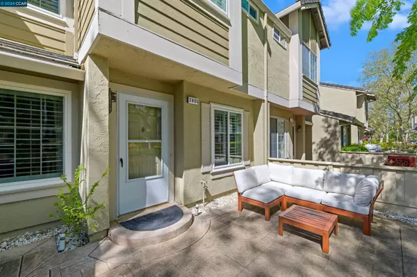 7405 Oxford Cir, Dublin, CA 94568