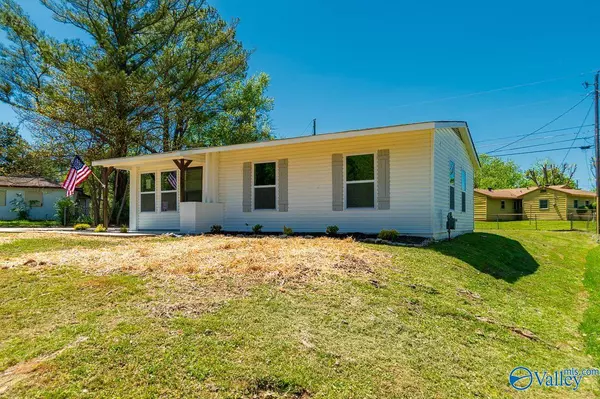 3815 Colton Lane NE, Huntsville, AL 35811