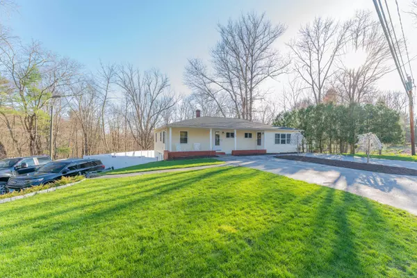 93 Red Bridge Road, Thompson, CT 06255