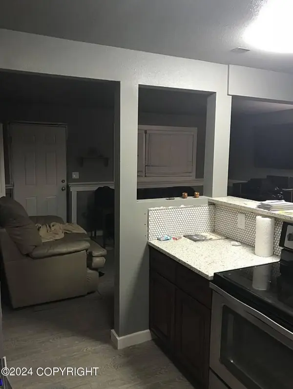 2031 Olympic DR, Anchorage, AK 99515