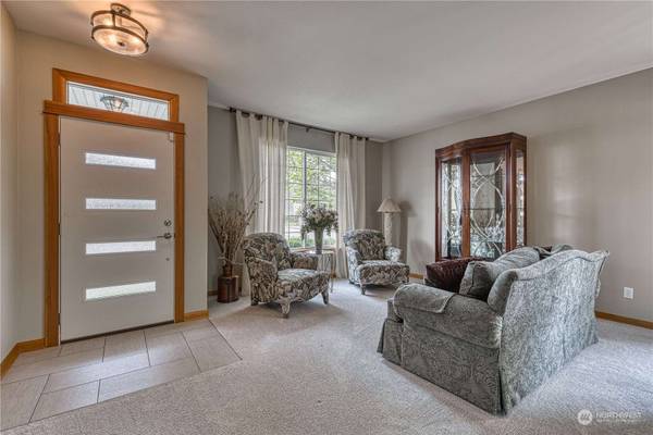 24406 119th PL SE, Kent, WA 98030