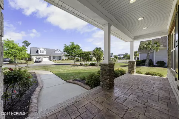 8409 S Pine Breeze Lane NE, Leland, NC 28451