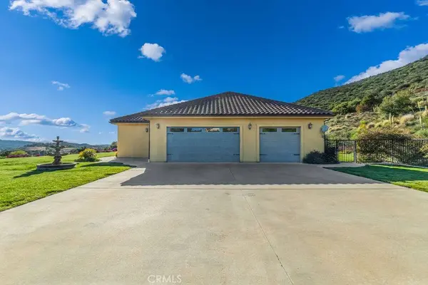 37905 Via Huerta, Murrieta, CA 92562