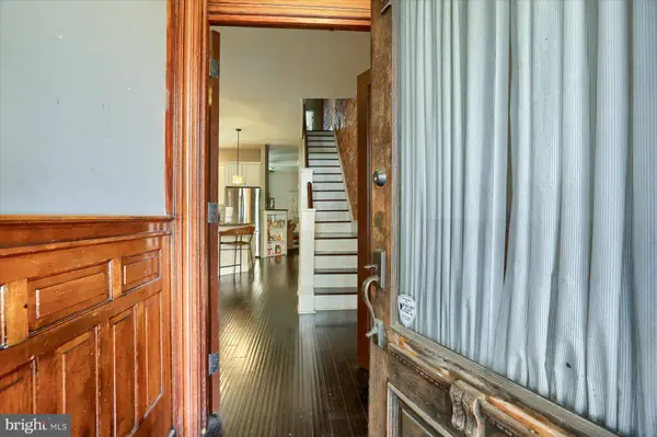 1930 GREEN ST, Harrisburg, PA 17102