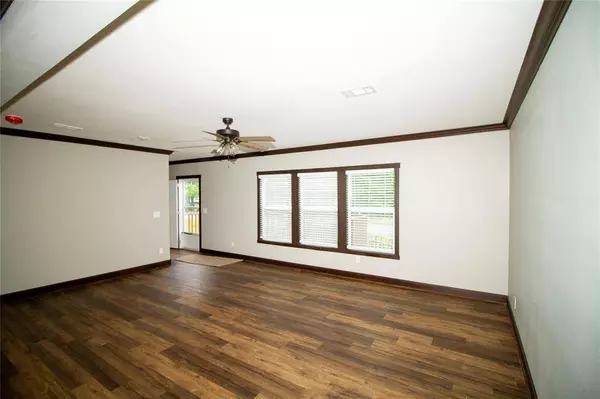 224 Weaver Loop, Oil City, LA 71061