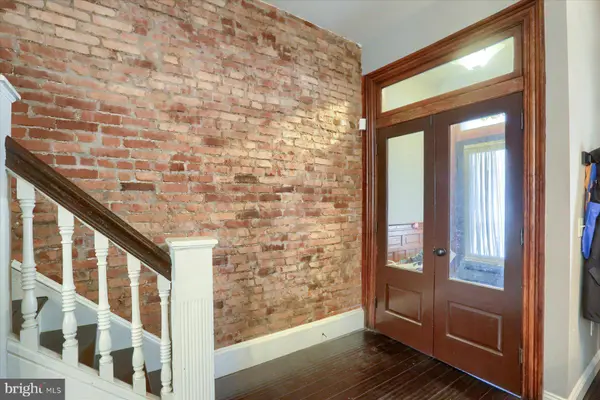 1930 GREEN ST, Harrisburg, PA 17102