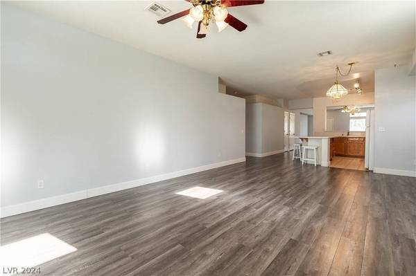 1896 Metallic Court, Las Vegas, NV 89183