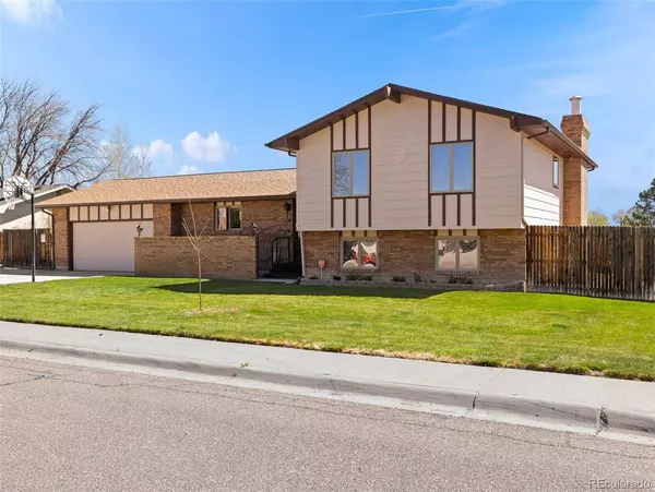 14 Pedregal LN, Pueblo, CO 81005