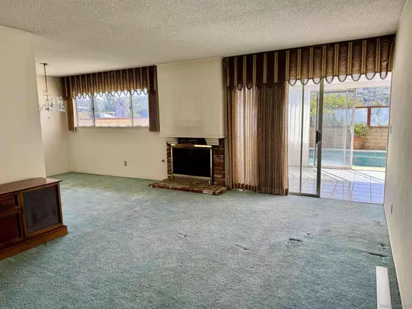 5719 Lone Star, San Diego, CA 92120