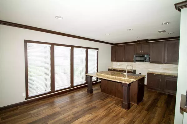 224 Weaver Loop, Oil City, LA 71061