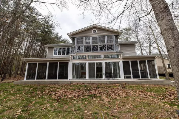 2253 MOUNTAIN DR, Mcgaheysville, VA 22840