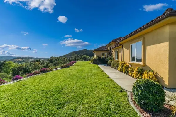 37905 Via Huerta, Murrieta, CA 92562