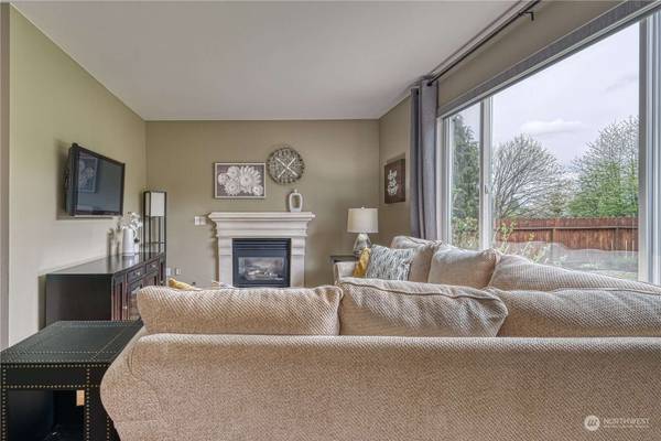 24406 119th PL SE, Kent, WA 98030