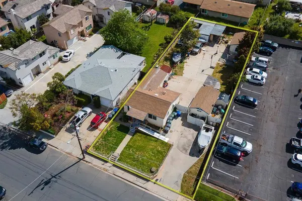 555 Grape, El Cajon, CA 92021
