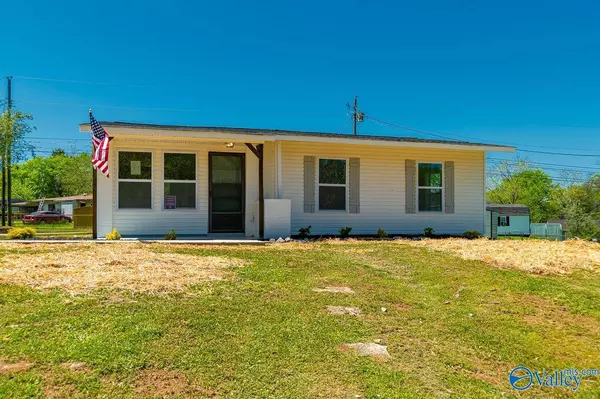 3815 Colton Lane NE, Huntsville, AL 35811