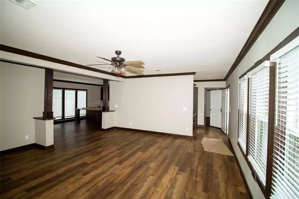 224 Weaver Loop, Oil City, LA 71061