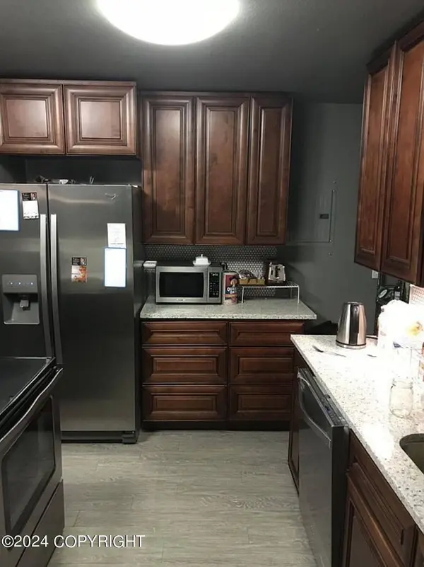 2031 Olympic DR, Anchorage, AK 99515