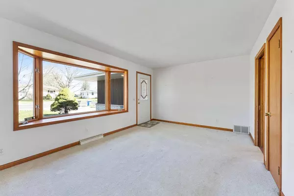 200 Minnehaha Avenue, Portage, WI 53901