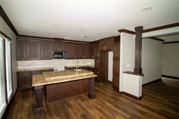 224 Weaver Loop, Oil City, LA 71061