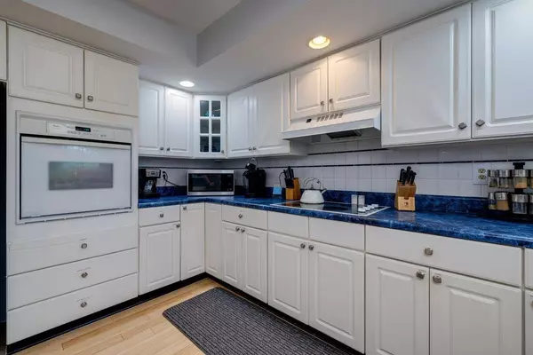 2253 MOUNTAIN DR, Mcgaheysville, VA 22840