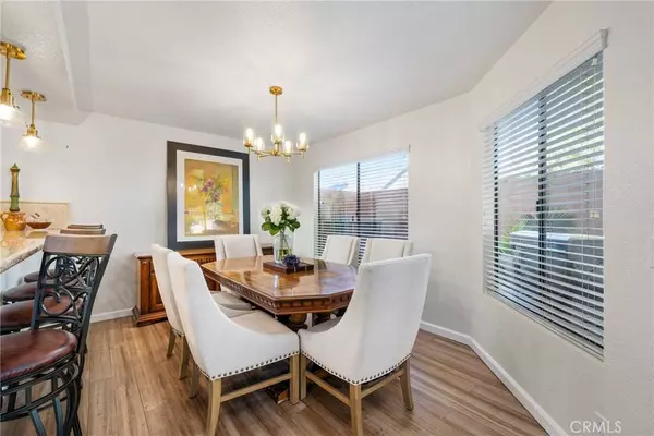 2572 Elden AVE #U, Costa Mesa, CA 92627