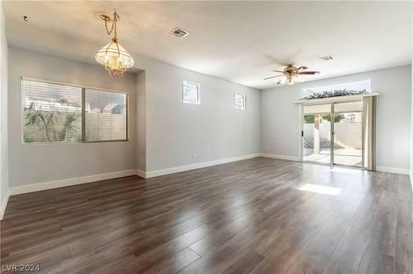 1896 Metallic Court, Las Vegas, NV 89183