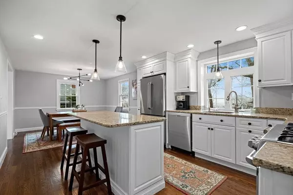 62 Alpheus Rd, Boston, MA 02131