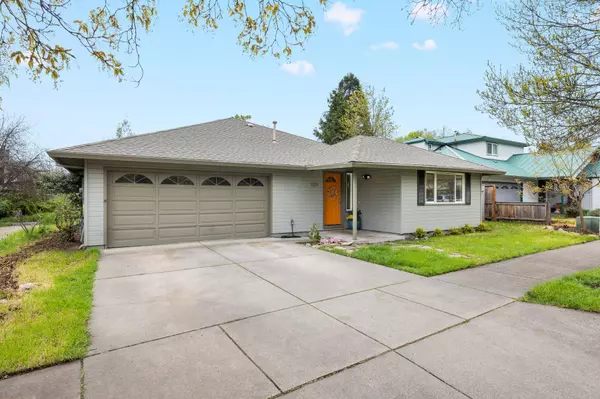 1351 Evan Ln, Ashland, OR 97520