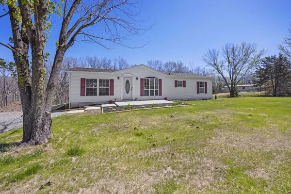 2350 W Wilbert LN, Columbia, MO 65202