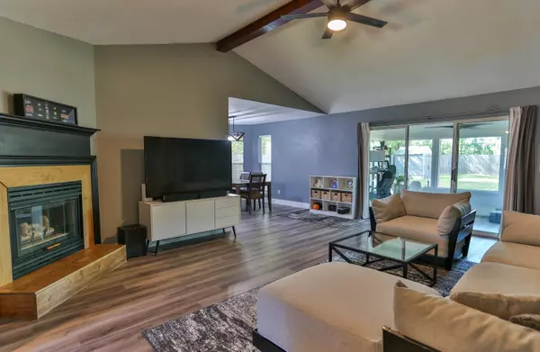 4503 Parkwood Lane, Niceville, FL 32578