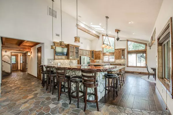 29459 Auberry Road, Prather, CA 93651