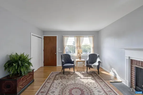 909 SAINT CLAIR AVE, Charlottesville, VA 22901