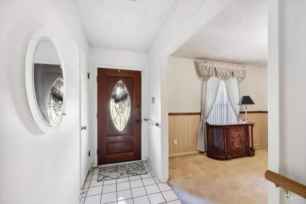 2609 Green Bay Dr, Pensacola, FL 32526