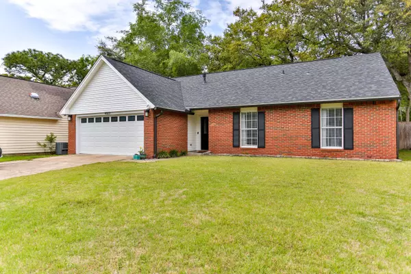 4503 Parkwood Lane, Niceville, FL 32578