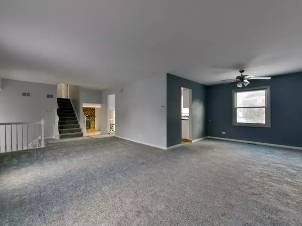 4969 Prairie Oak Road, Gurnee, IL 60031