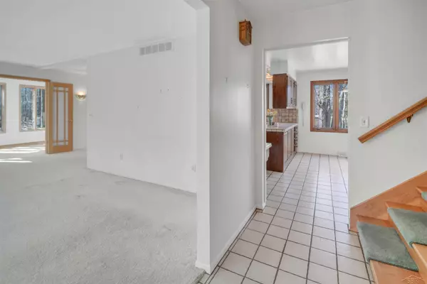 2099 E Titabawassee Road, Hemlock, MI 48626