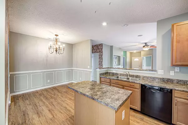 1139 Meadowlark DR, Greenwood, IN 46143