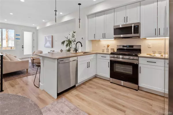 2016 W 46th AVE, Denver, CO 80211