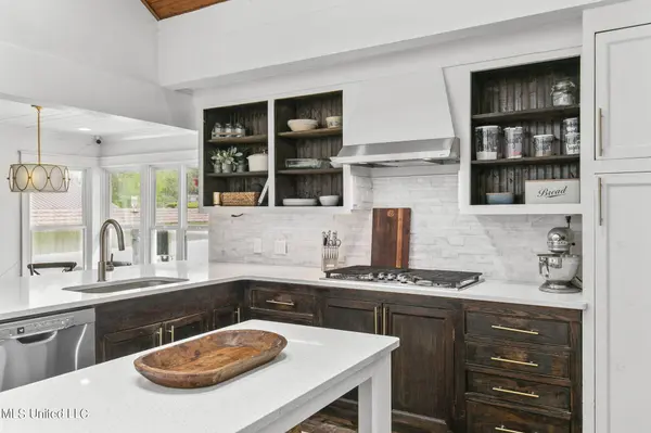 222 Bay Park Drive, Brandon, MS 39047