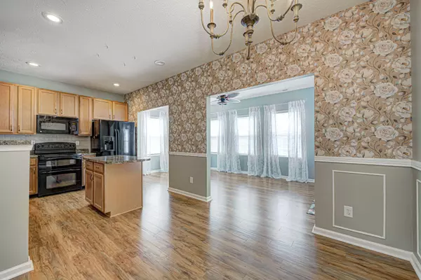 1139 Meadowlark DR, Greenwood, IN 46143