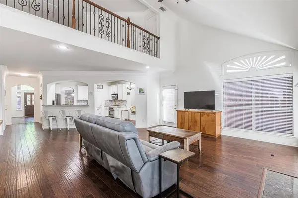 805 Brookwater Drive, Mckinney, TX 75071