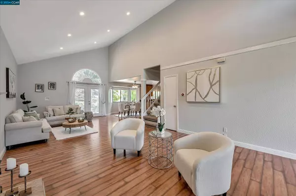 7472 Monet Pl, Rohnert Park, CA 94928