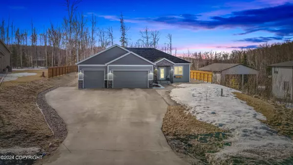 1870 S Berlin Rose ST, Wasilla, AK 99623