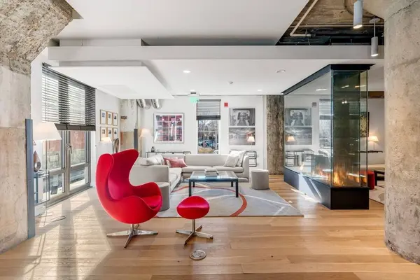 9 Medford St #407, Somerville, MA 02143