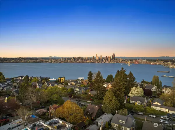 1609 California AVE SW #C, Seattle, WA 98116